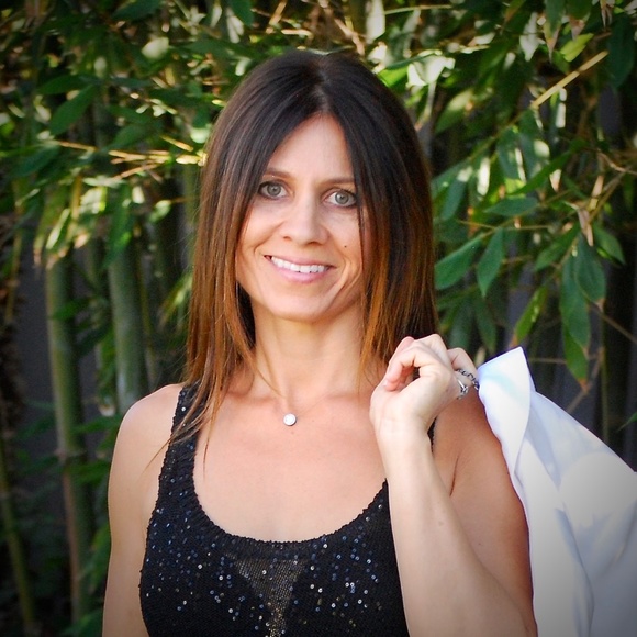 Meet your Posher, Sonja - Picture 1 of 2